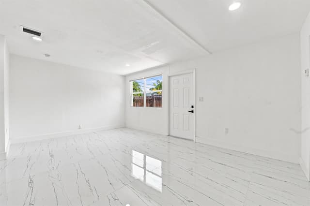 2801 NE 8TH Terrace, Pompano Beach FL 33064 - Pompano Beach, FL - Photo 7