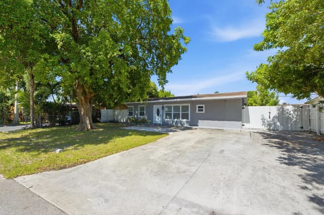 2801 NE 8TH Terrace, Pompano Beach FL 33064 - Pompano Beach, FL - Photo 3
