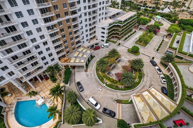 701 BRICKELL KEY Boulevard # 1604, Miami FL 33131 - Miami, FL - Photo 2