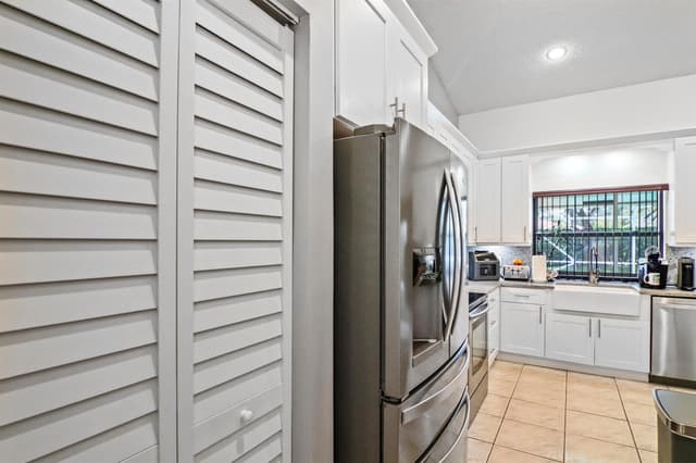 11929 NW 2ND Manor, Coral Springs FL 33071 - Coral Springs, FL - Photo 6
