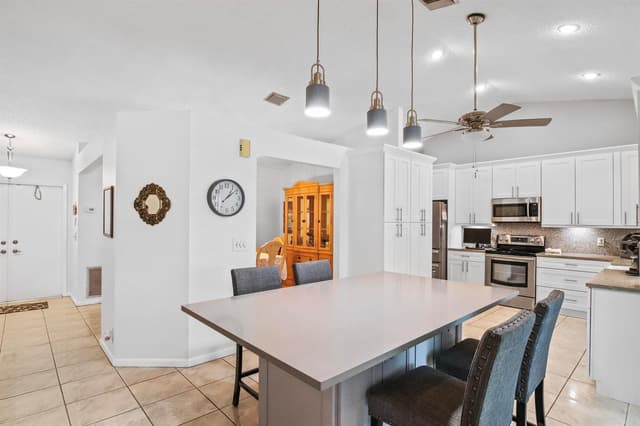 11929 NW 2ND Manor, Coral Springs FL 33071 - Coral Springs, FL - Photo 4