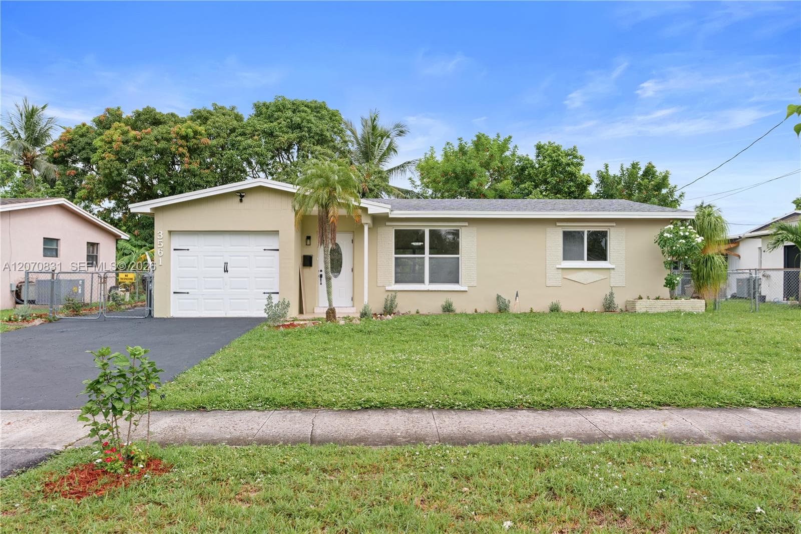 3561 NW 41st St, Lauderdale Lakes FL 33309 - Lauderdale Lakes, FL - Photo 1