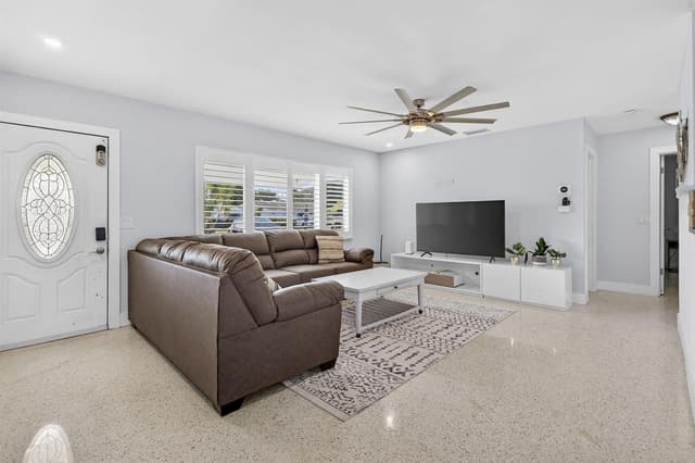 1123 SE 2ND Avenue, Deerfield Beach FL 33441 - Deerfield Beach, FL - Photo 5