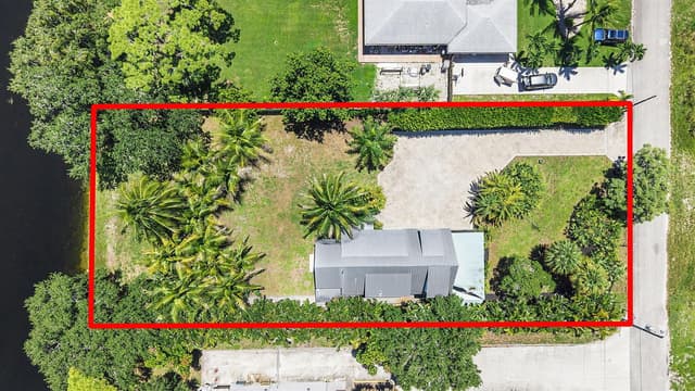 7044 Thompson Road, Boynton Beach FL 33426 - Boynton Beach, FL - Photo 2