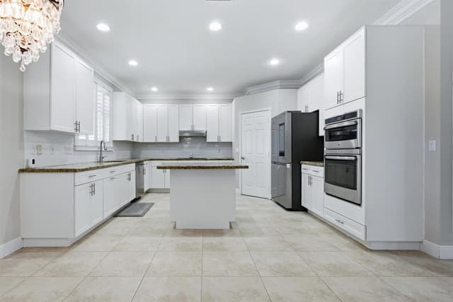 15562 Cypress Park Drive, Wellington FL 33414 - Wellington, FL - Photo 4