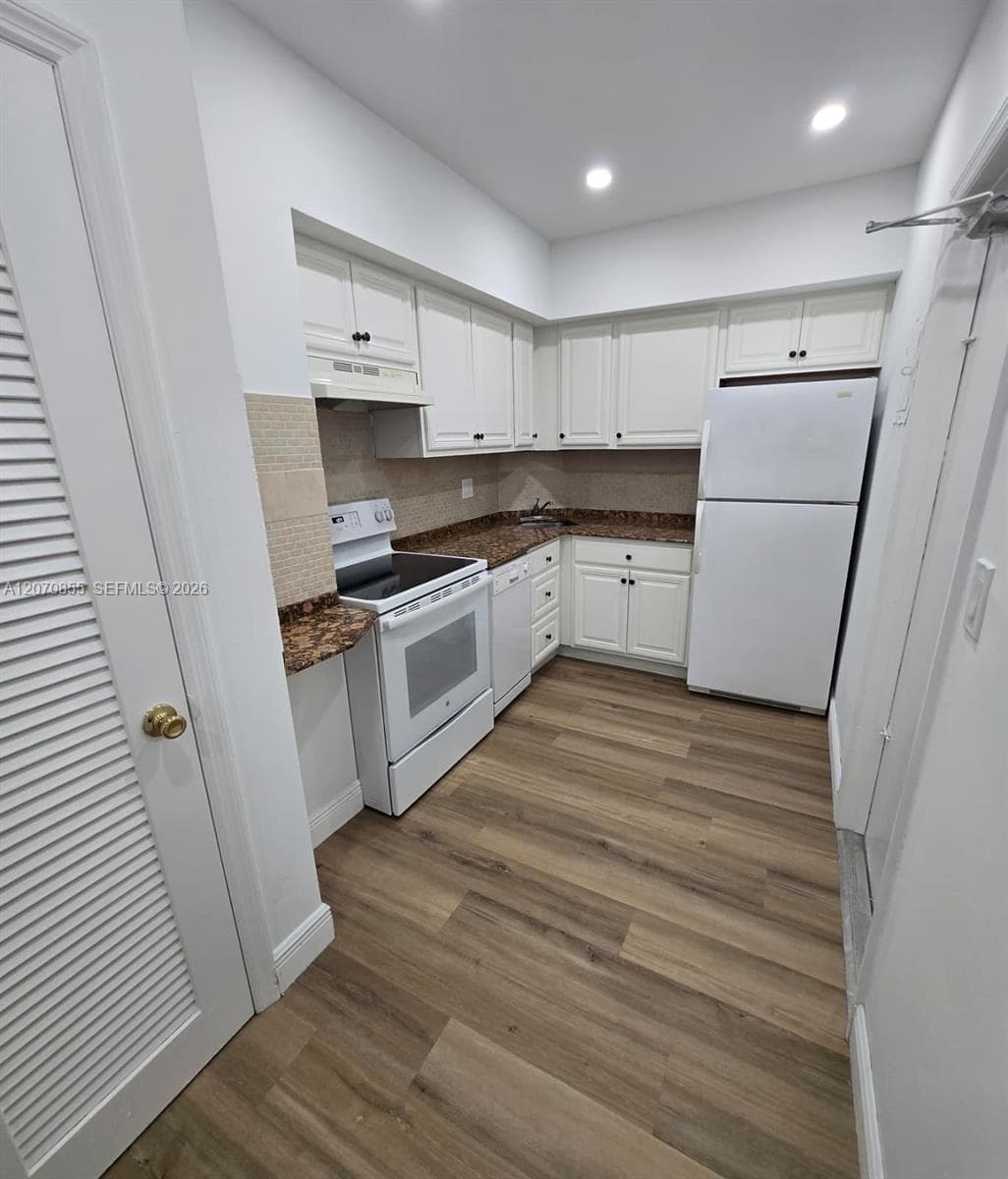 2424 SE 17th Cswy # 110B, Fort Lauderdale FL 33316 - Fort Lauderdale, FL - Photo 1