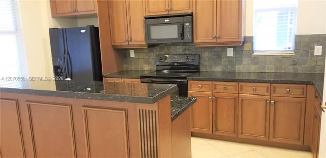 6033 NW 118th Dr # 6033, Coral Springs FL 33076 - Coral Springs, FL - Photo 5