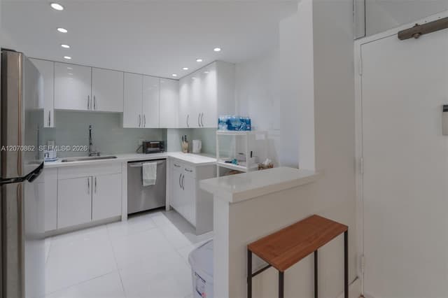 1950 S Ocean Dr # 7G, Hallandale Beach FL 33009 - Hallandale Beach, FL - Photo 7