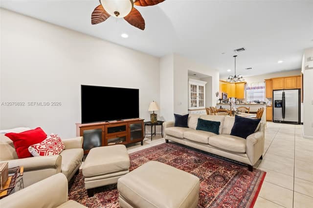 1033 NE 17th Way # 1202, Fort Lauderdale FL 33304 - Fort Lauderdale, FL - Photo 4
