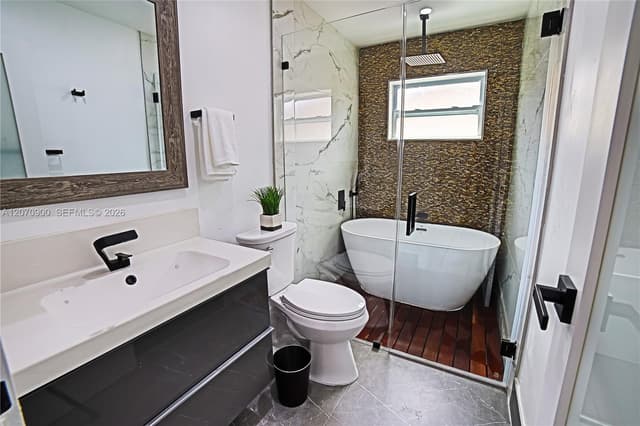 8651 Sunset Strip, Sunrise FL 33322 - Sunrise, FL - Photo 5