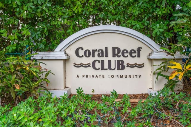 9925 NW 57th Manor, Coral Springs FL 33076 - Coral Springs, FL - Photo 4