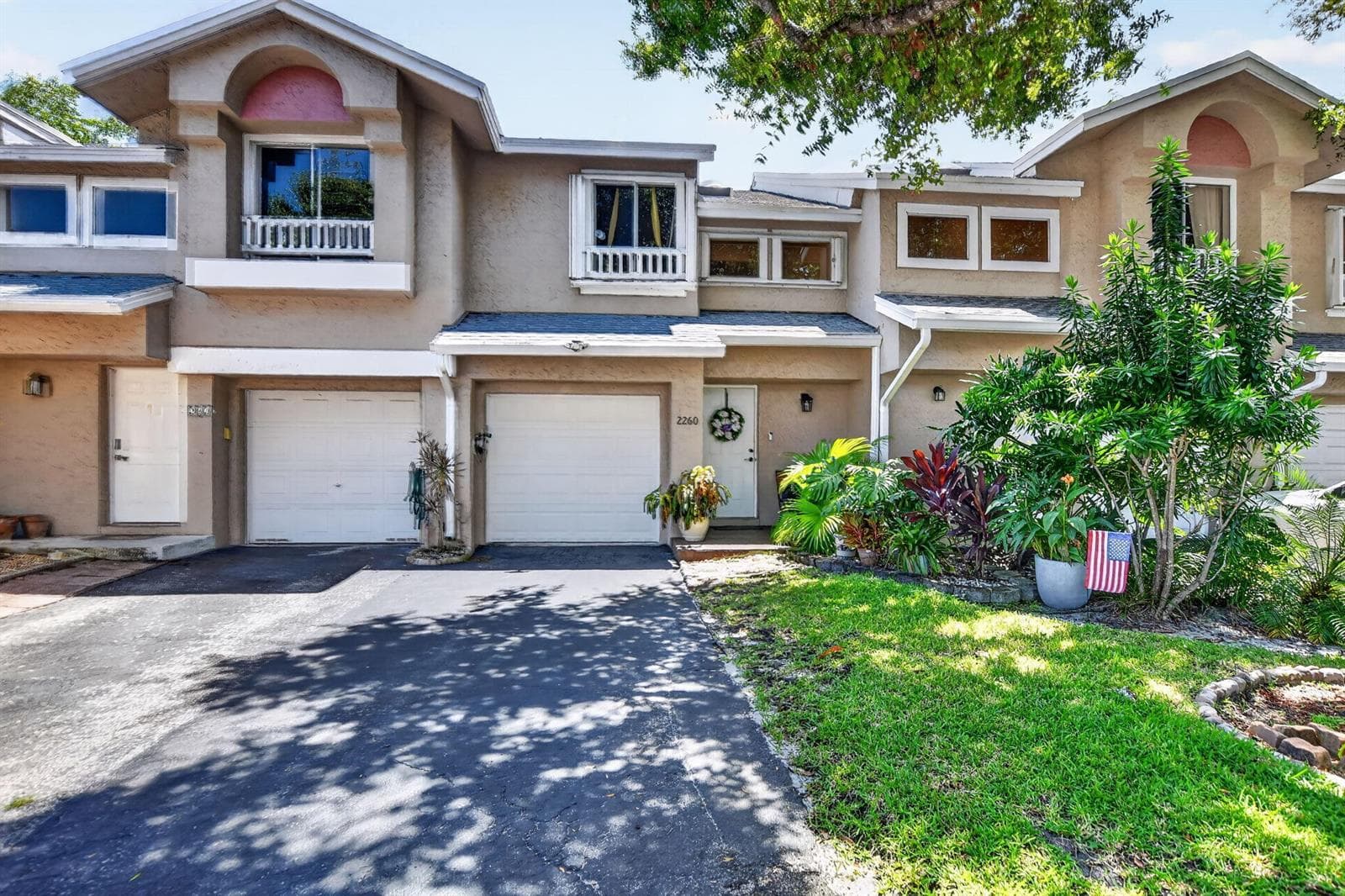 2260 Discovery Circle W, Deerfield Beach FL 33442 - Deerfield Beach, FL - Photo 1