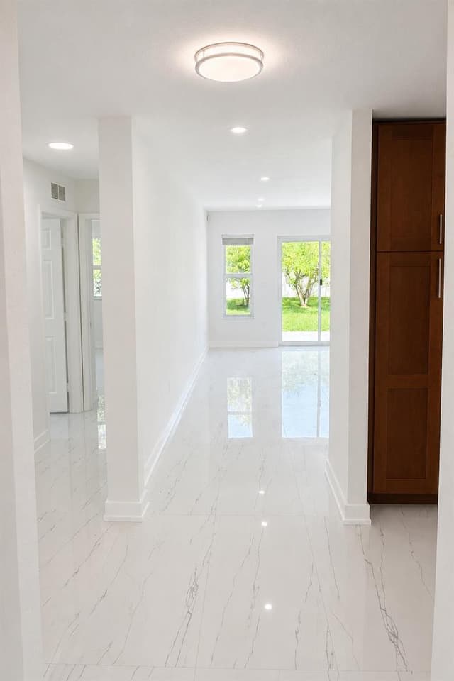 300 NW 17TH Avenue, Pompano Beach FL 33069 - Pompano Beach, FL - Photo 6