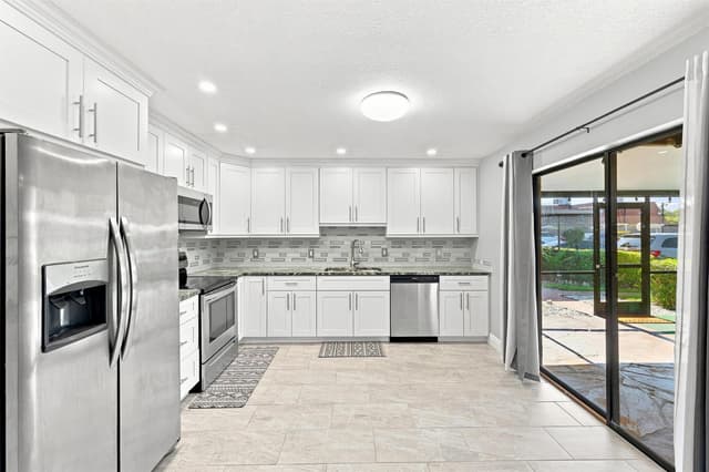 4165 Turnberry Circle # 24, Lake Worth FL 33467 - Lake Worth, FL - Photo 6