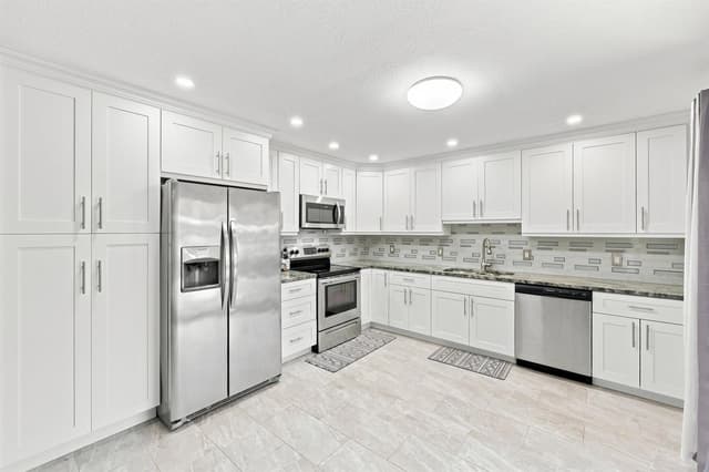 4165 Turnberry Circle # 24, Lake Worth FL 33467 - Lake Worth, FL - Photo 7