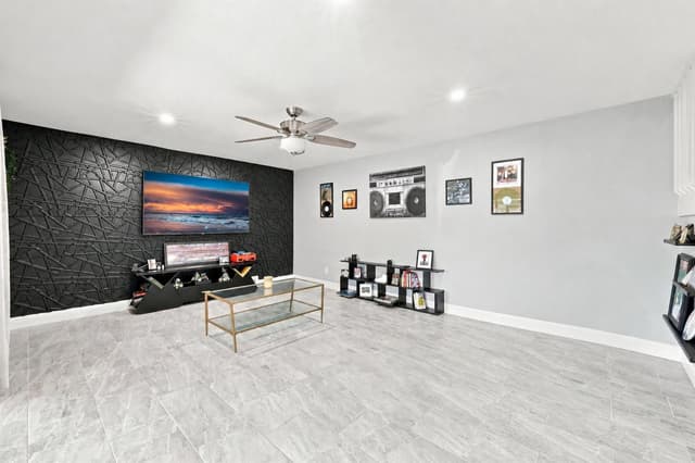 4165 Turnberry Circle # 24, Lake Worth FL 33467 - Lake Worth, FL - Photo 5