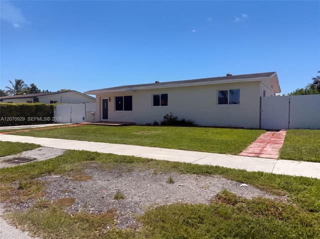 6200 SW 109th Ave, Miami FL 33173 - Miami, FL - Photo 2