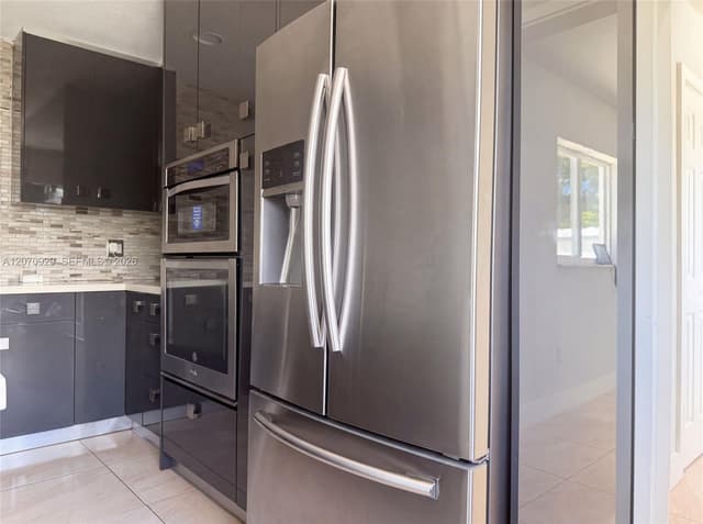6200 SW 109th Ave, Miami FL 33173 - Miami, FL - Photo 4
