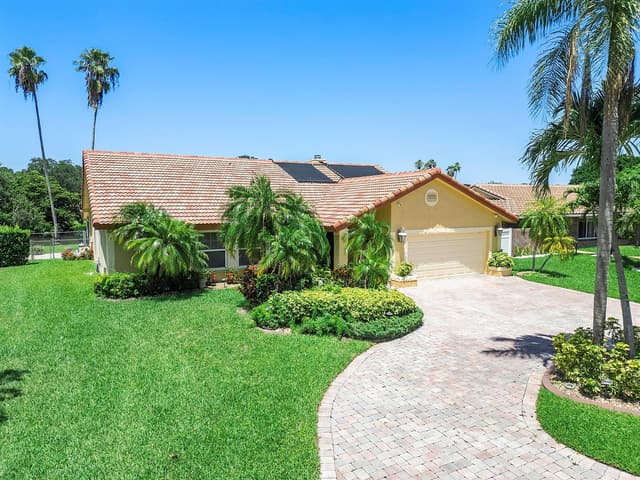 8719 NW 1ST Street, Coral Springs FL 33071 - Coral Springs, FL - Photo 2