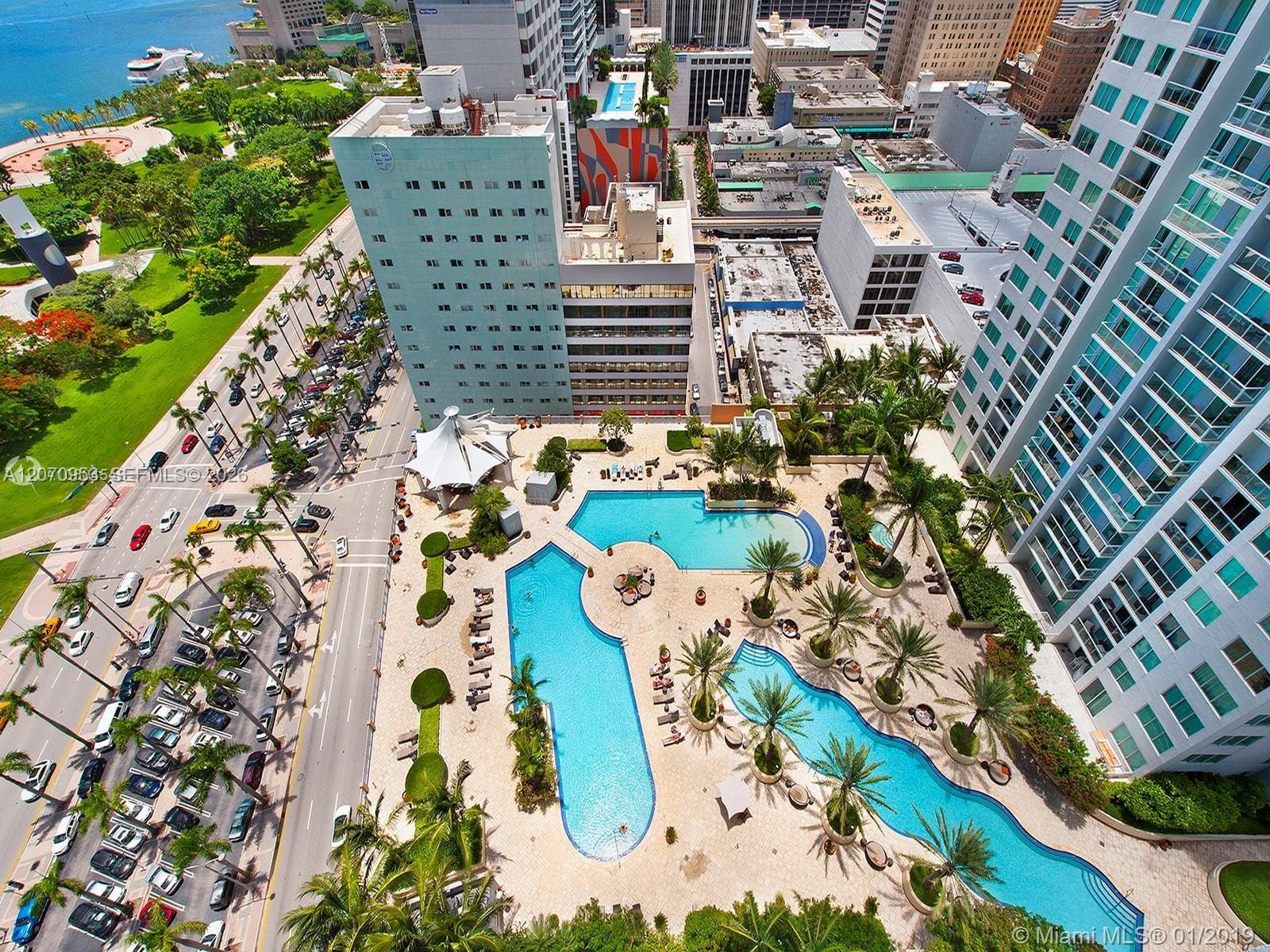 253 NE 2nd St # 902, Miami FL 33132 - Miami, FL - Photo 1
