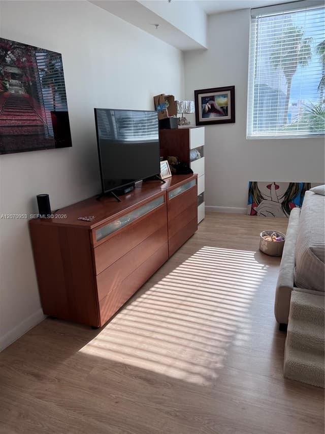 253 NE 2nd St # 902, Miami FL 33132 - Miami, FL - Photo 5