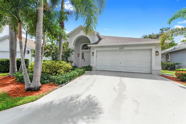 2203 Soundings Court, FL 33413 - Photo 2