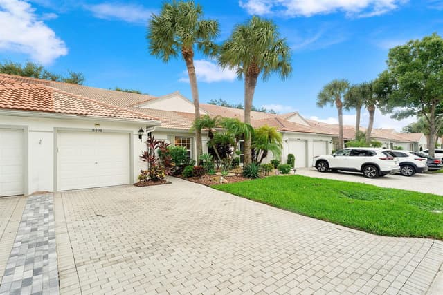 8498 LOGIA Circle, Boynton Beach FL 33472 - Boynton Beach, FL - Photo 2