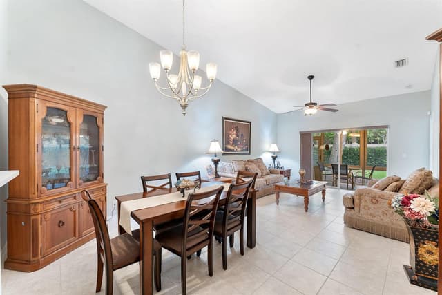 8498 LOGIA Circle, Boynton Beach FL 33472 - Boynton Beach, FL - Photo 4