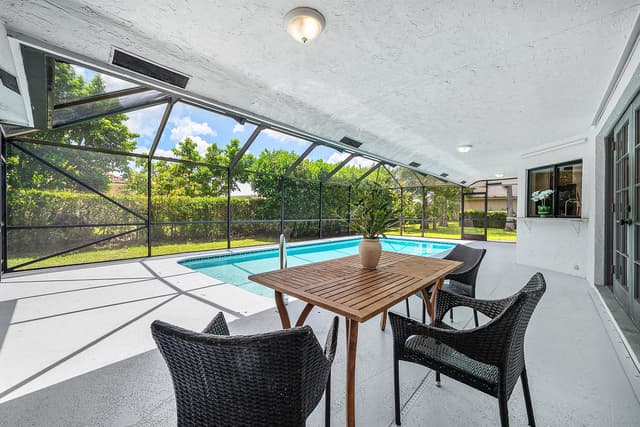 1506 Wiltshire Village Drive, Wellington FL 33414 - Wellington, FL - Photo 2