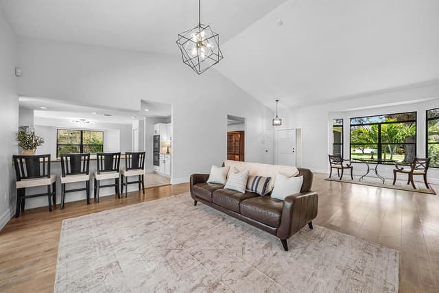 1506 Wiltshire Village Drive, Wellington FL 33414 - Wellington, FL - Photo 5