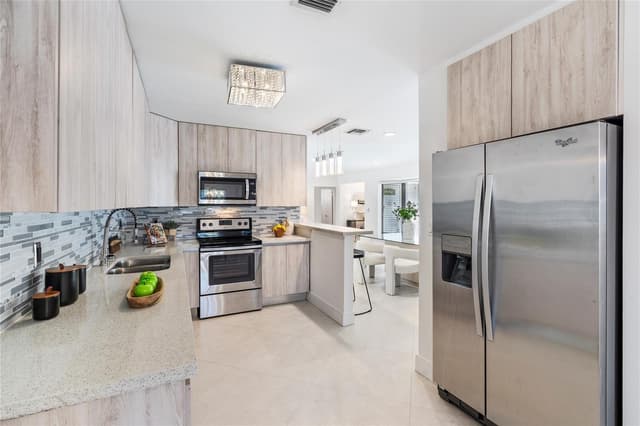 2280 NE 62nd Street, Fort Lauderdale FL 33308 - Fort Lauderdale, FL - Photo 5