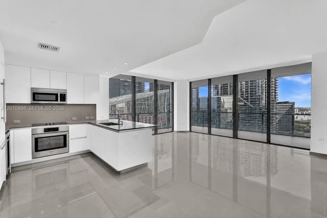 68 SE 6th St # 1702, Miami FL 33131 - Miami, FL - Photo 6