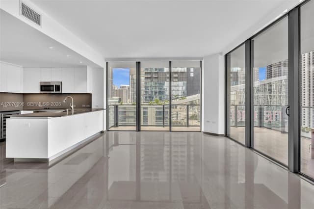 68 SE 6th St # 1702, Miami FL 33131 - Miami, FL - Photo 4