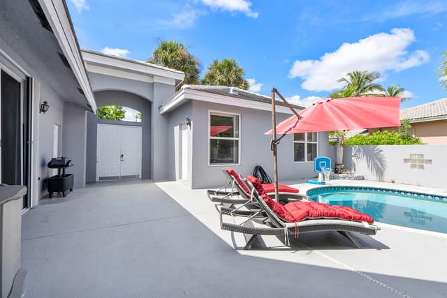 4862 Kensington Circle, Coral Springs FL 33076 - Coral Springs, FL - Photo 7