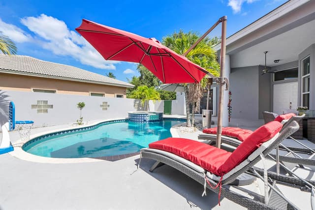 4862 Kensington Circle, Coral Springs FL 33076 - Coral Springs, FL - Photo 4