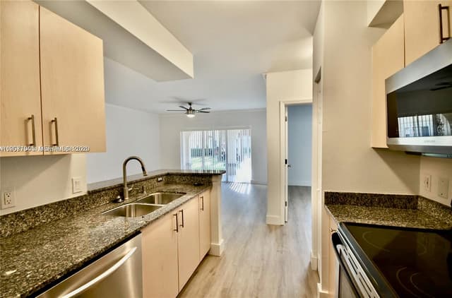 2474 Centergate Dr # 103, Miramar FL 33025 - Miramar, FL - Photo 2