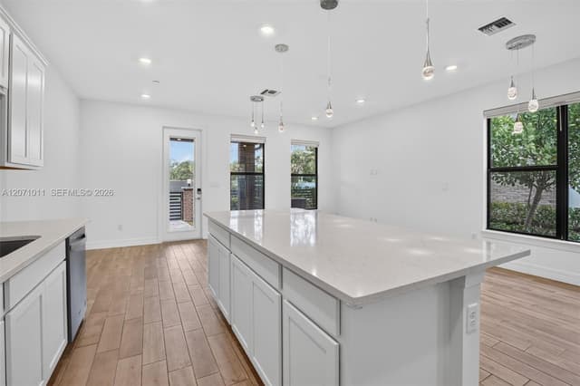 771 NW 84th Ter, Plantation FL 33324 - Plantation, FL - Photo 3