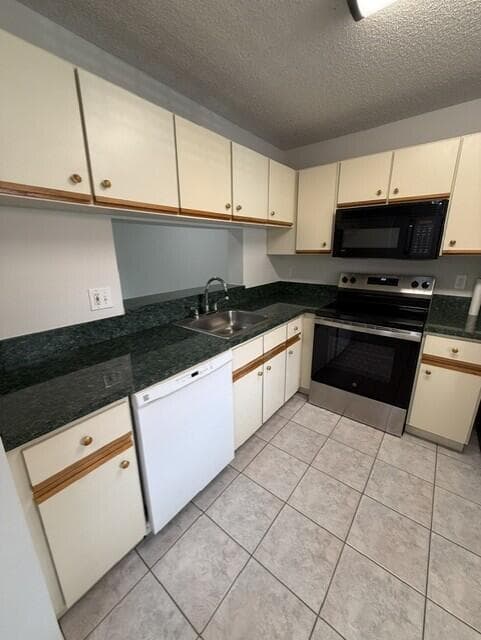 3031 HOLIDAY SPRINGS Boulevard # 7, Margate FL 33063 - Margate, FL - Photo 1