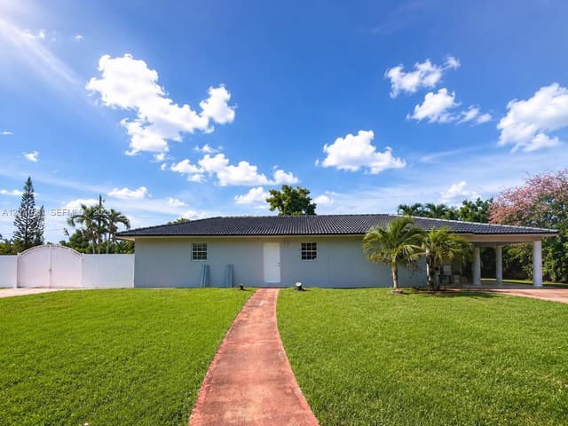 20835 SW 236th St, Homestead FL 33031 - Homestead, FL - Photo 6