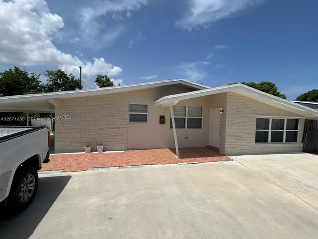 7637 Ramona St, Miramar FL 33023 - Miramar, FL - Photo 2