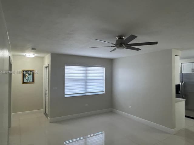 7637 Ramona St, Miramar FL 33023 - Miramar, FL - Photo 6