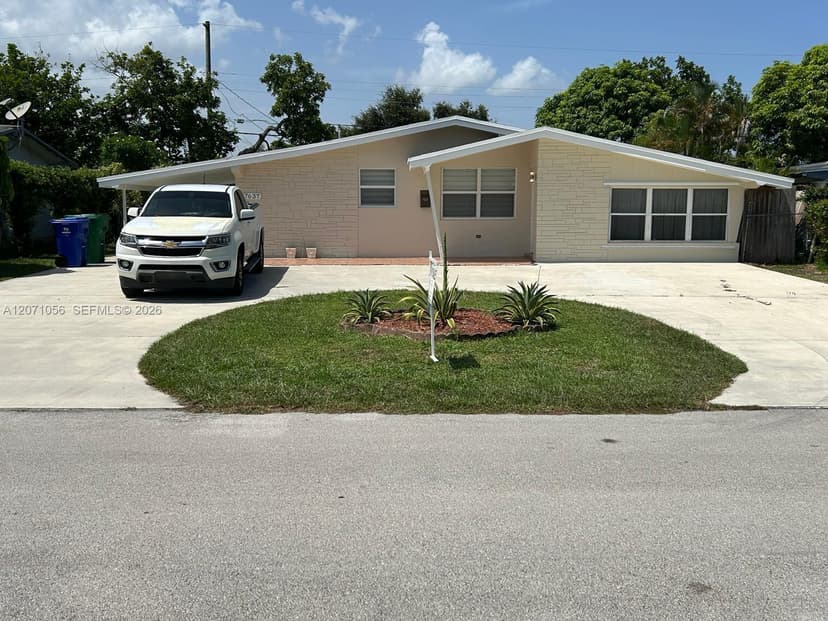 7637 Ramona St, Miramar FL 33023