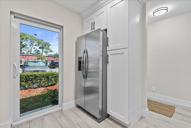 742 Nantucket Circle, Lake Worth FL 33467 - Lake Worth, FL - Photo 6