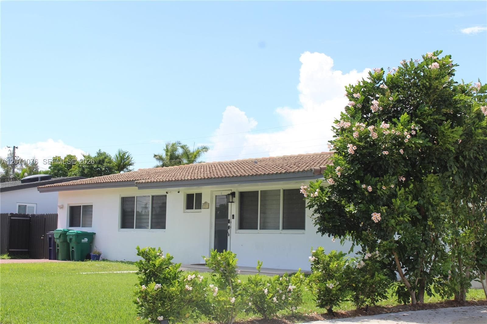 9551 SW 49th St, Miami FL 33165 - Miami, FL - Photo 1