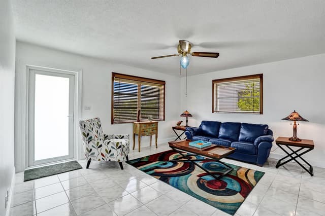 4900 NW 27 Terrace, Tamarac FL 33309 - Tamarac, FL - Photo 3