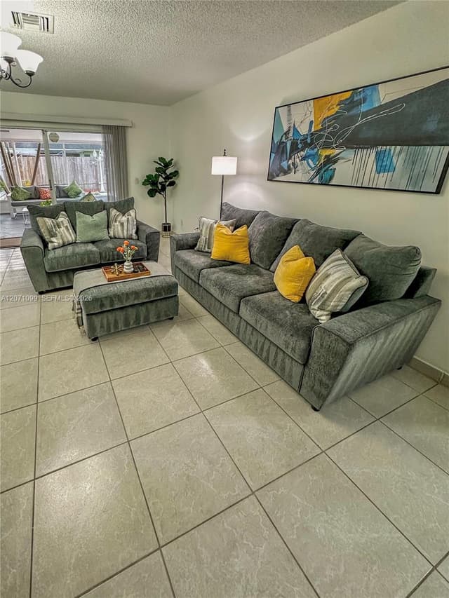 1063 Concert Way, Royal Palm Beach FL 33411 - Royal Palm Beach, FL - Photo 2