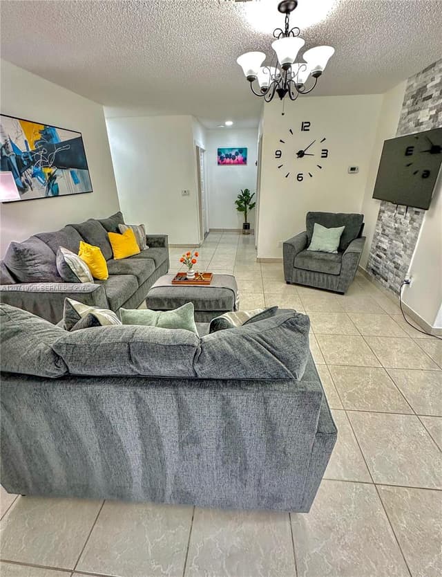 1063 Concert Way, Royal Palm Beach FL 33411 - Royal Palm Beach, FL - Photo 7