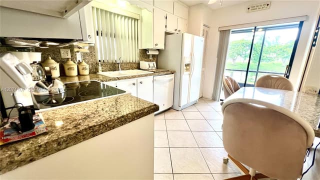 5437 Mendoza St, West Palm Beach FL 33415 - West Palm Beach, FL - Photo 7