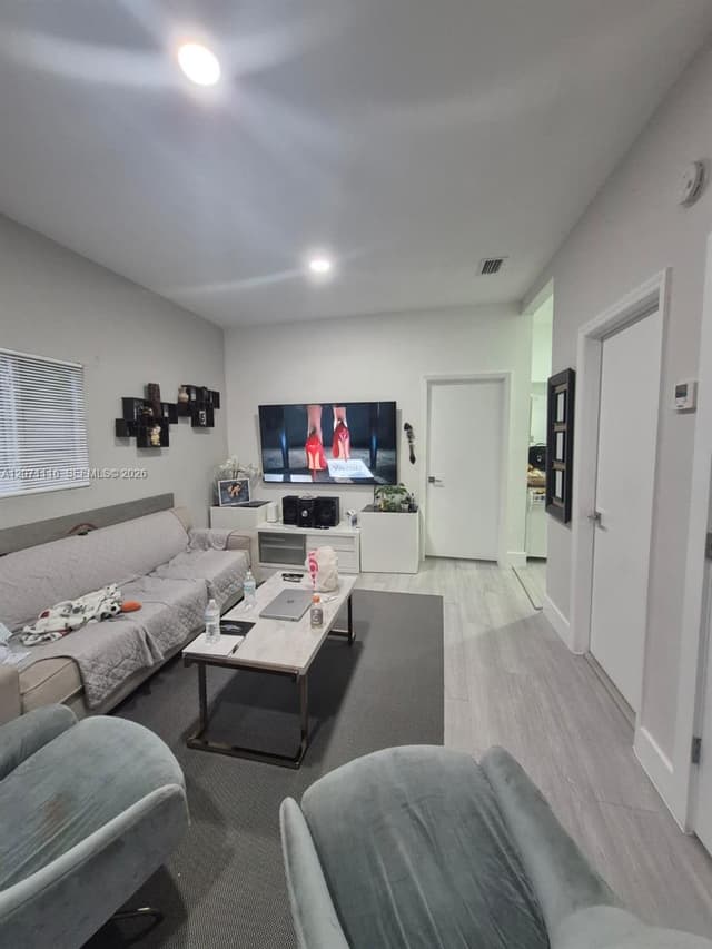 1137 NW 55th St, Miami FL 33127 - Miami, FL - Photo 4