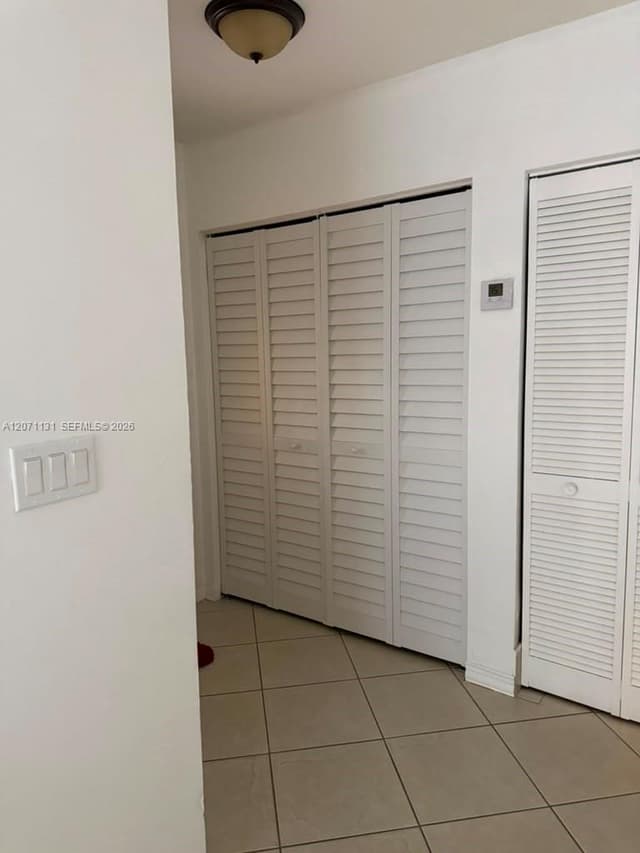 4199 W 18th Ct, Hialeah FL 33012 - Hialeah, FL - Photo 5